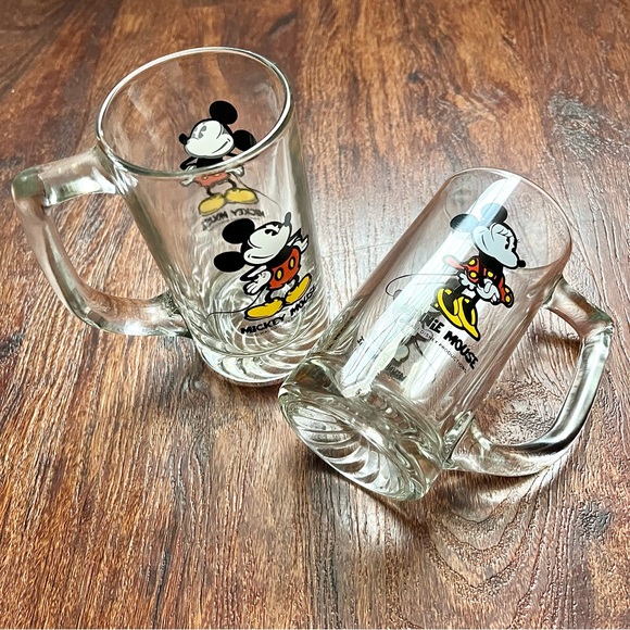 Vintage Disney 1970s Tall Drinking Glasses with Handle Mickey & Minnie Mouse - Picture 2 of 9